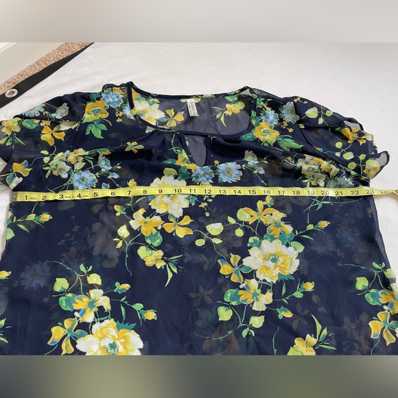 NWOT Sheer Floral Navy Blue Blouse - Picture 7 of 10